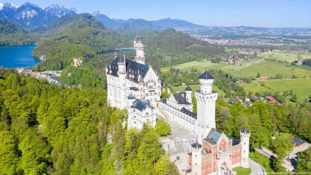 facts from history of neuschwanstein castle