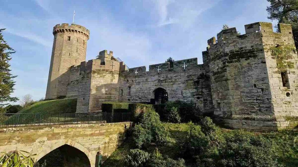 Warwick Castle history