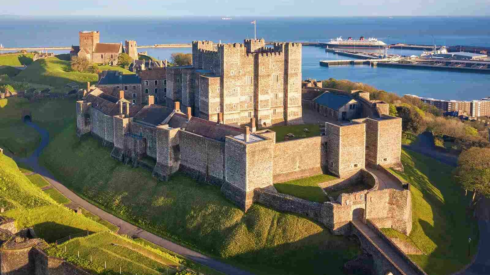 dover castle in england