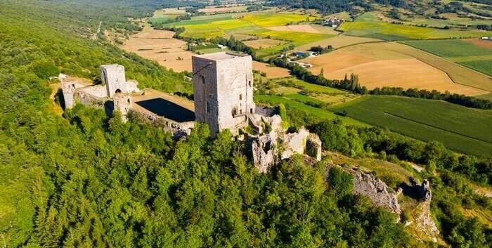 puivert castle in france (chateau de puivert)